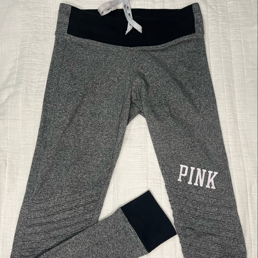 PINK Victoria’s Secret yoga pants size XS
